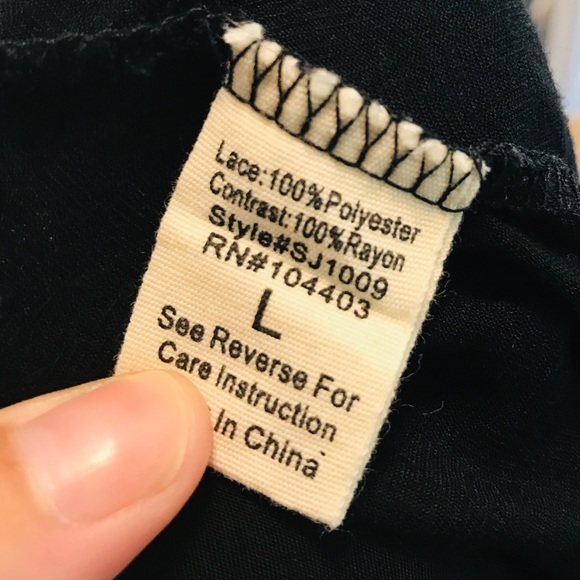 Sweet Journey Lace Romper - Picture 9 of 9